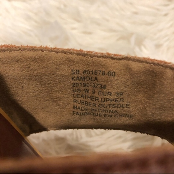 Olukai Kamola wooden clog sandal - Picture 9 of 12